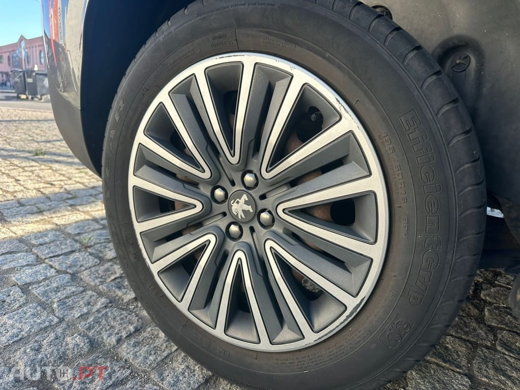 Peugeot 2008 1.2 PureTech Active