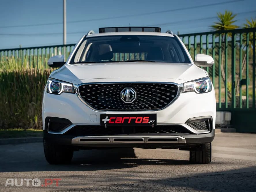 MG ZS EV 44.5 kWh Luxury