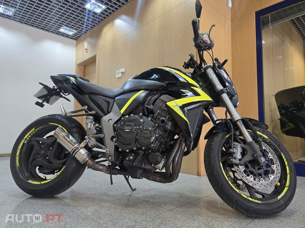 Honda CB black edition