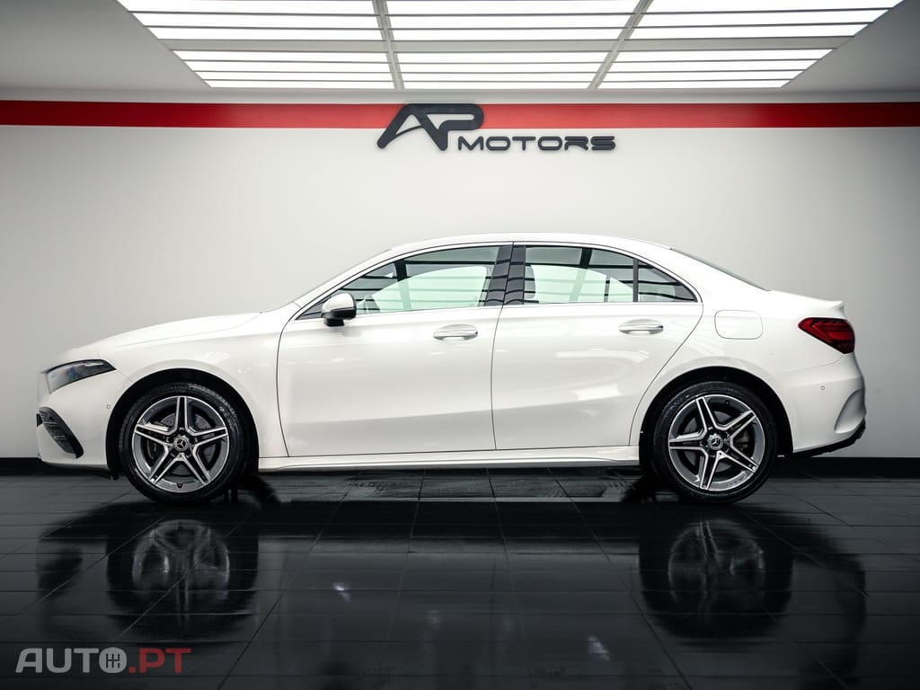Mercedes-Benz A 250 e AMG Line