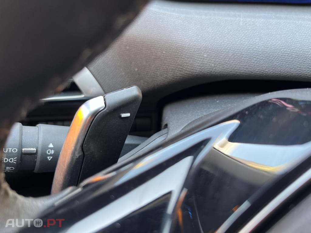 Peugeot 3008 I.V.A DEDUTÍVEL 1.6 ALLURE PACK HYBRID