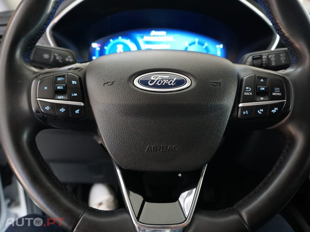 Ford Kuga 1.5 TDCi EcoBlue Titanium