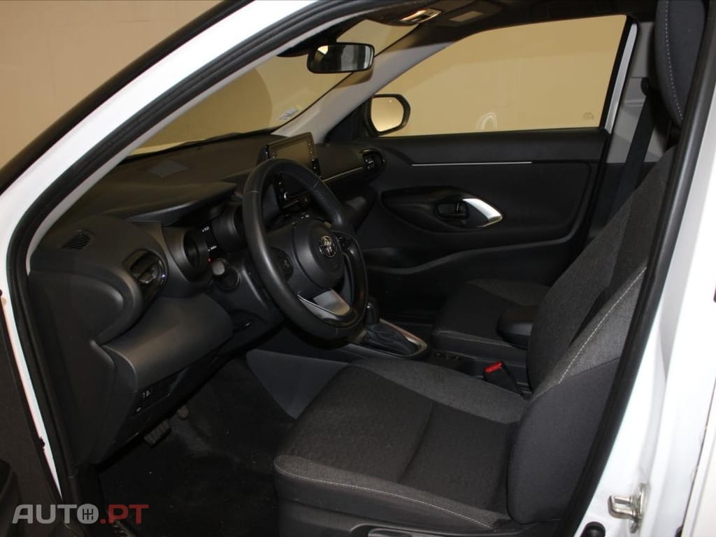 Toyota Yaris Cross 1.5 HDF Design AWD