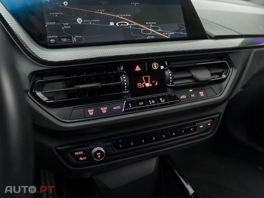 BMW 118 i Pack Desportivo M Auto