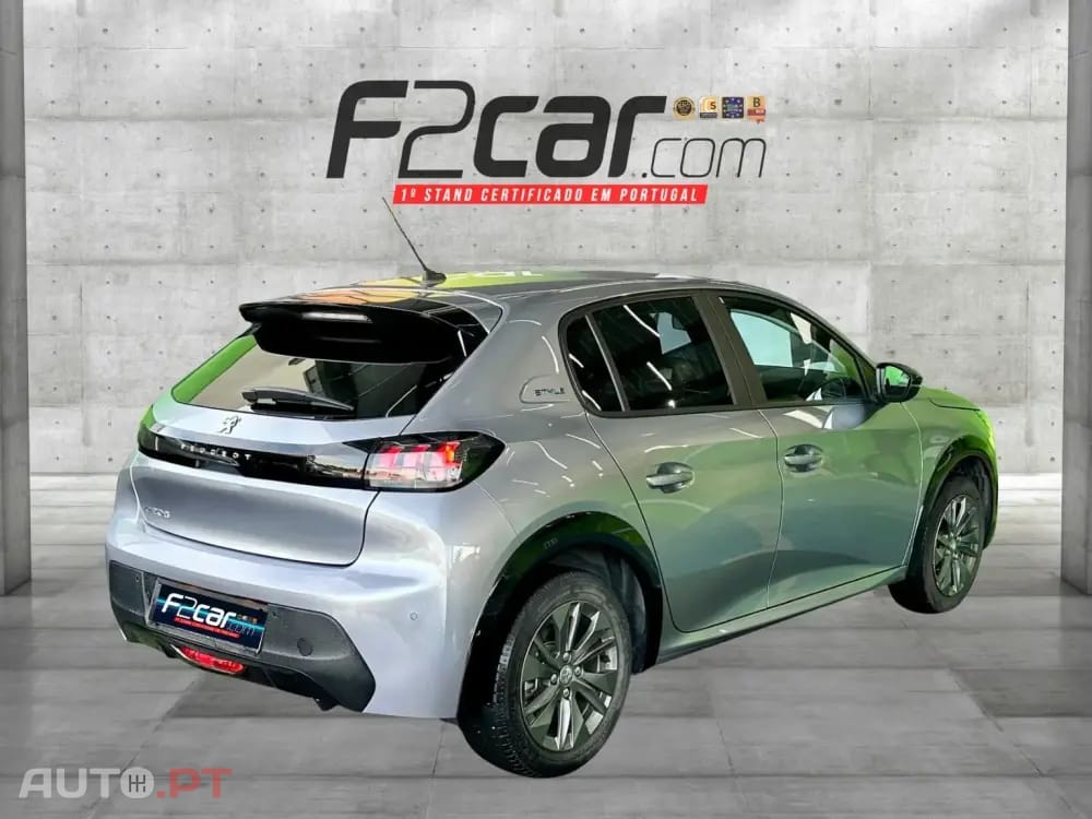 Peugeot E-208 50 kWh Active