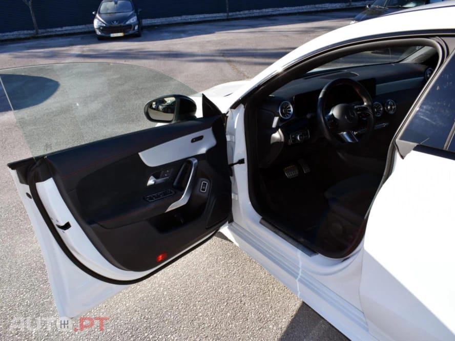 Mercedes-Benz CLA 180 d Shooting Brake AMG Line Aut. 2.0