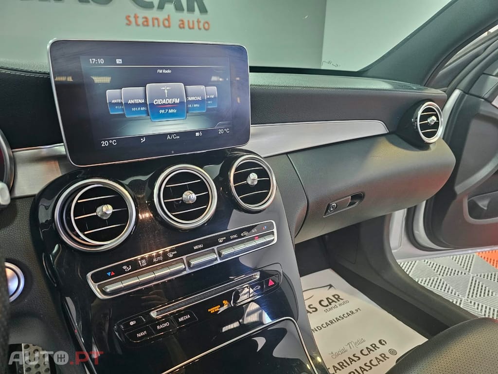 Mercedes-Benz C 300 h AMG Line