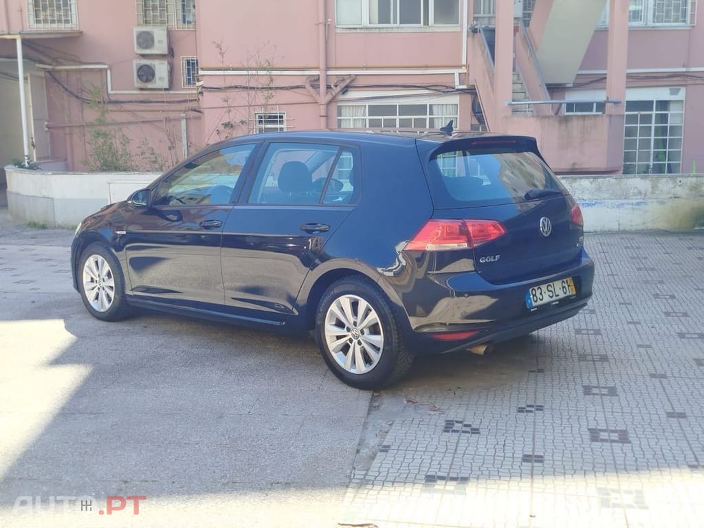Volkswagen Golf 1.0 TSI Confortline