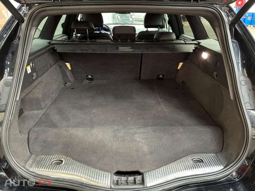 Ford Mondeo SW 2.0 HEV ST-Line