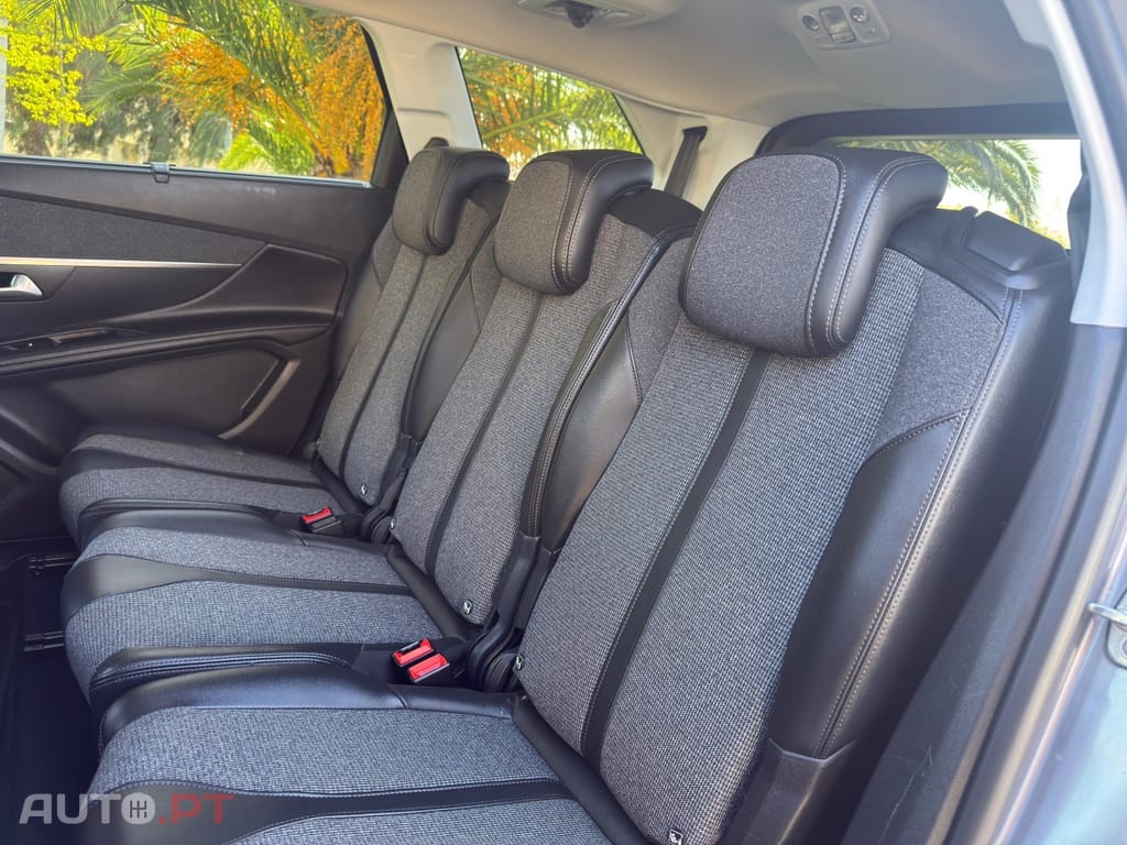 Peugeot 5008 1.5 BlueHDi Allure Pack EAT8