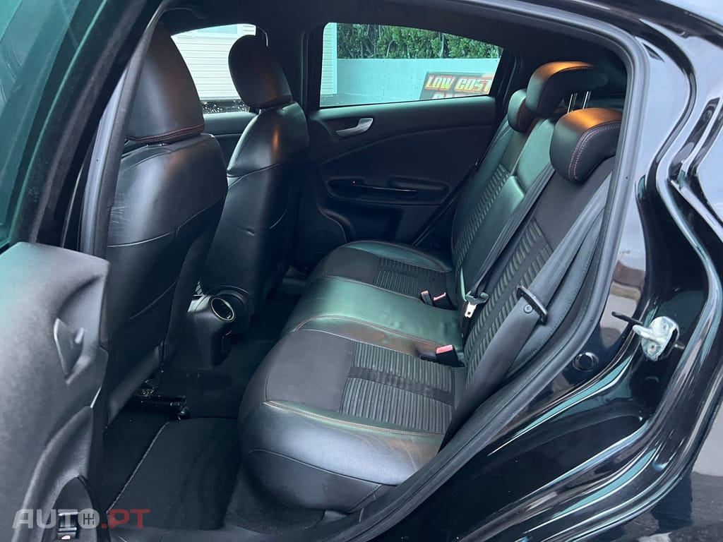 Alfa Romeo Giulietta 1.6 JTDm Distinctive