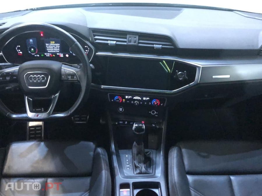 Audi Q3 45 TFSIe S line S tronic