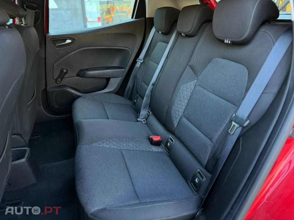 Renault Clio TCe 100 BUSINESS EDITION