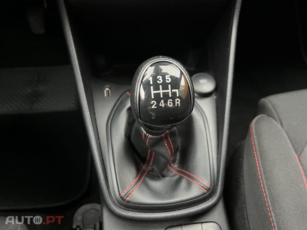 Ford Fiesta 1.0 ECOBOOST ST-LINE