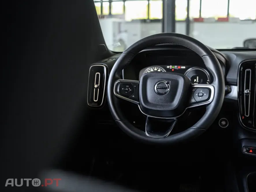 Volvo XC40 1.5 T4 PHEV Core