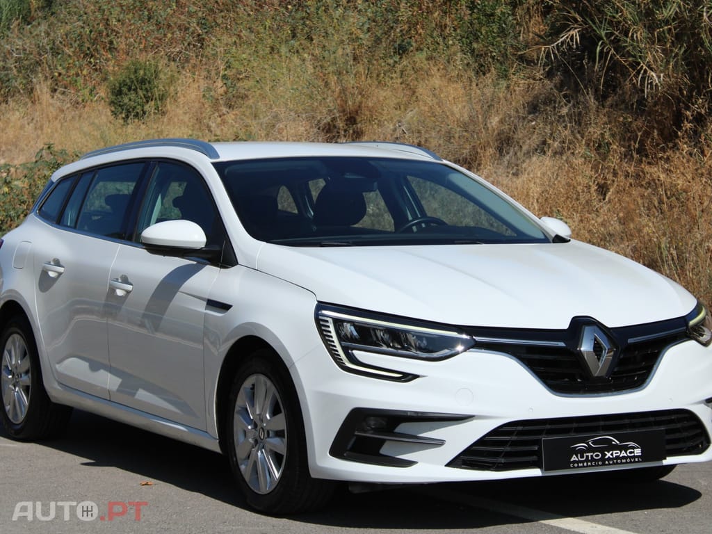 Renault Mégane Sport Tourer 1.5 Blue dCi Intens EDC