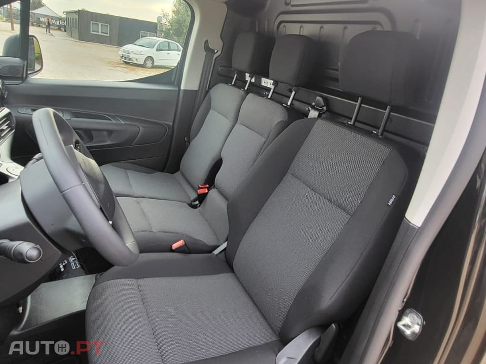 Peugeot Partner 1.5 BlueHDi Pemium Longa