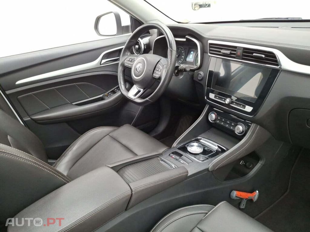 MG ZS EV 44.5 kWh Luxury