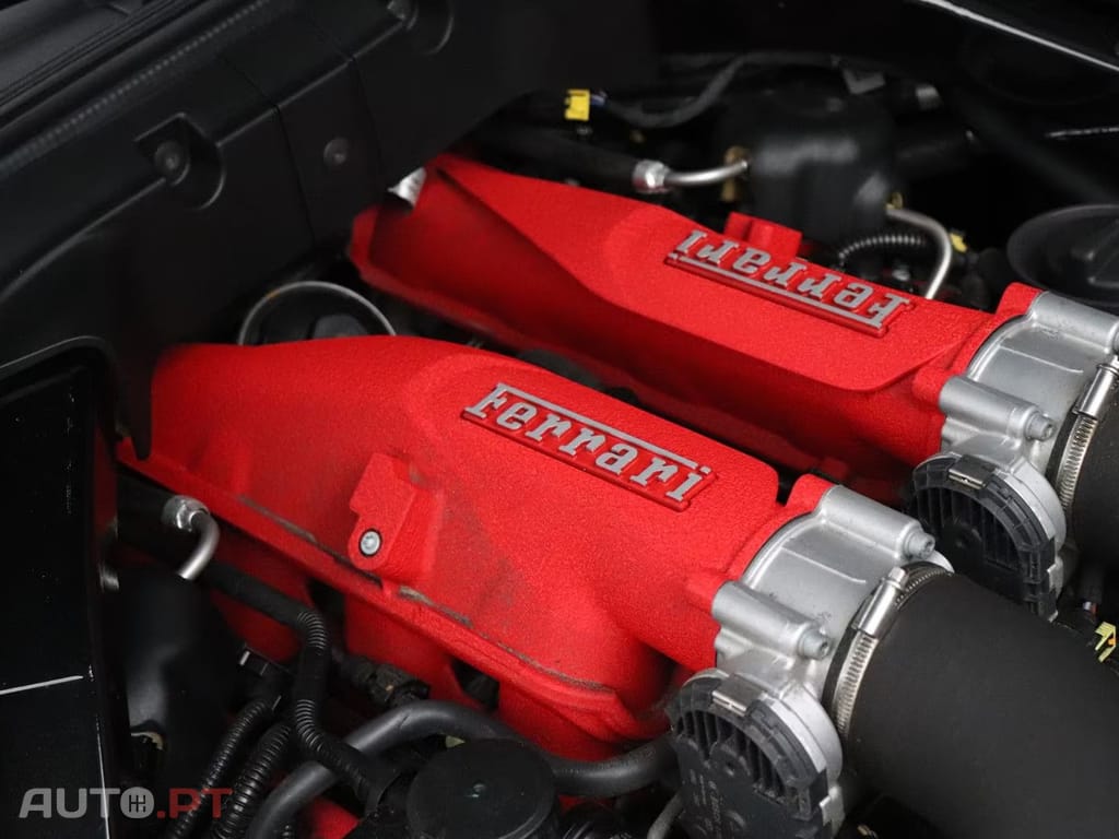 Ferrari Roma 3.9 V8 HELE