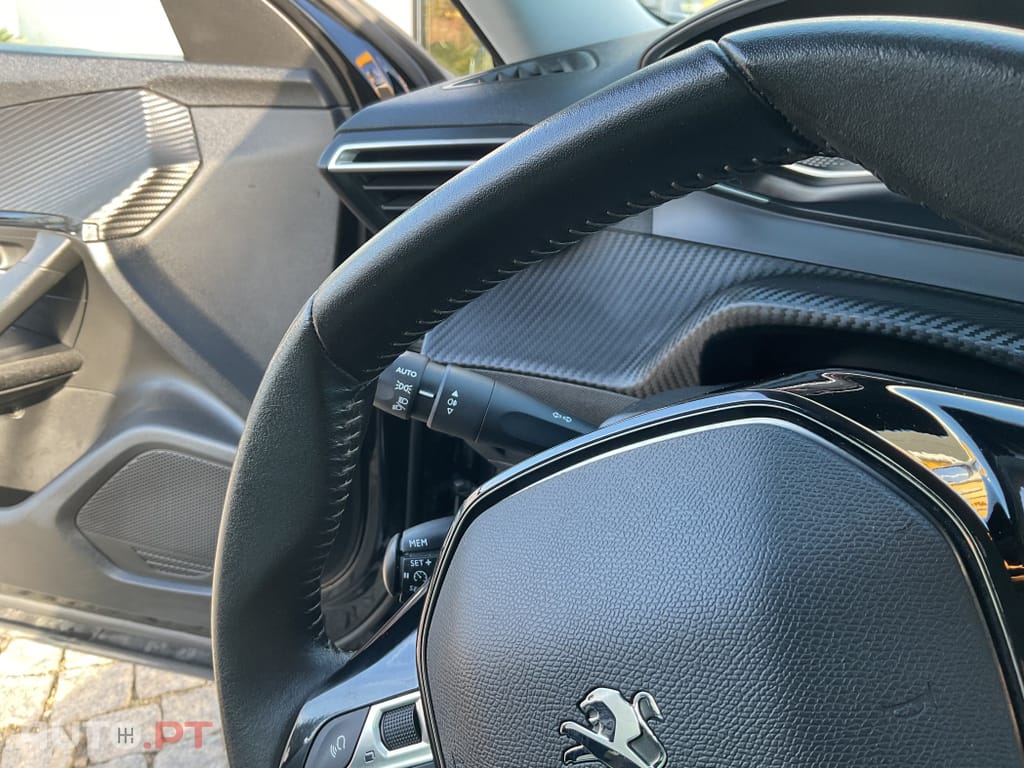 Peugeot 2008 1.5 BlueHDi Active Pack