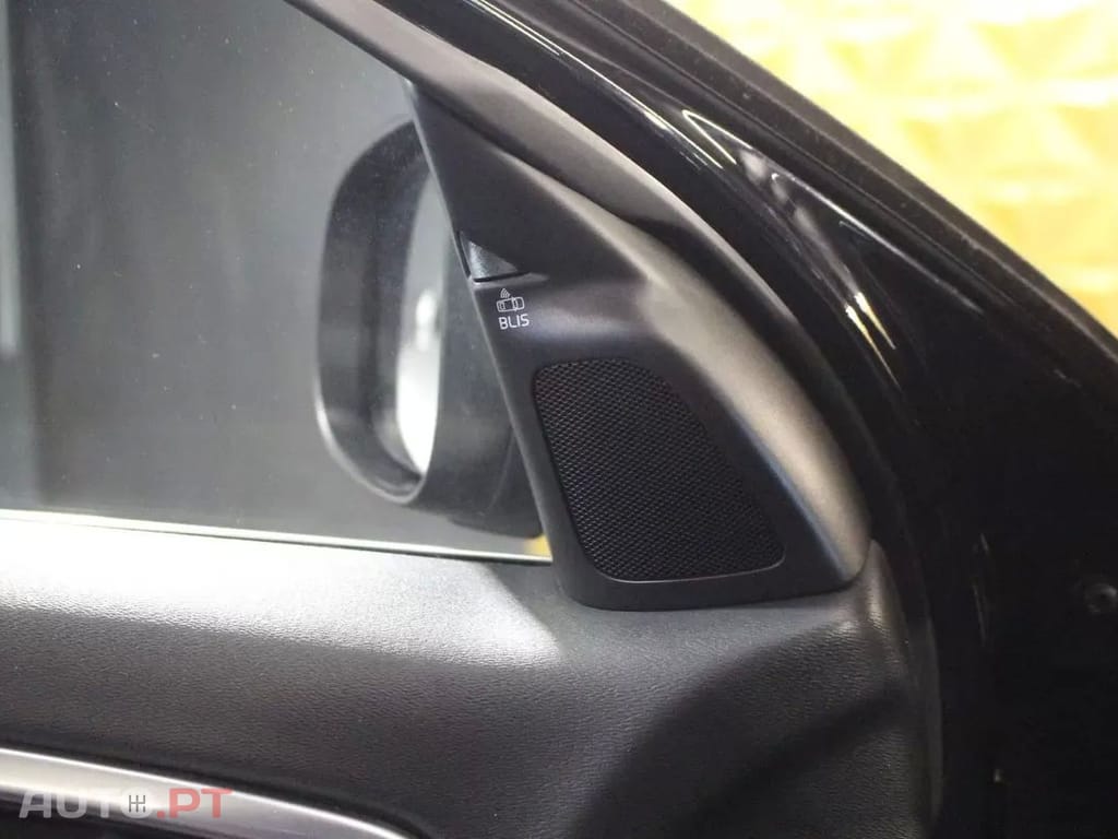 Volvo V60 2.0 D2 Momentum Drive