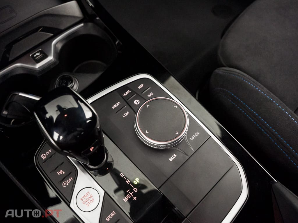 BMW 116 d Pack Desportivo M Auto