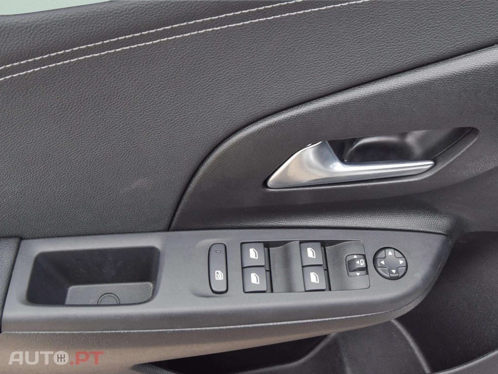 Opel Corsa 1.2 HYBRID GS eDCT