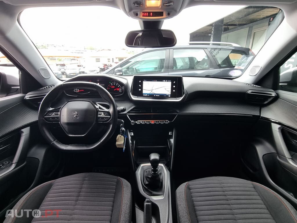 Peugeot 2008 1.2 PureTech Active Pack