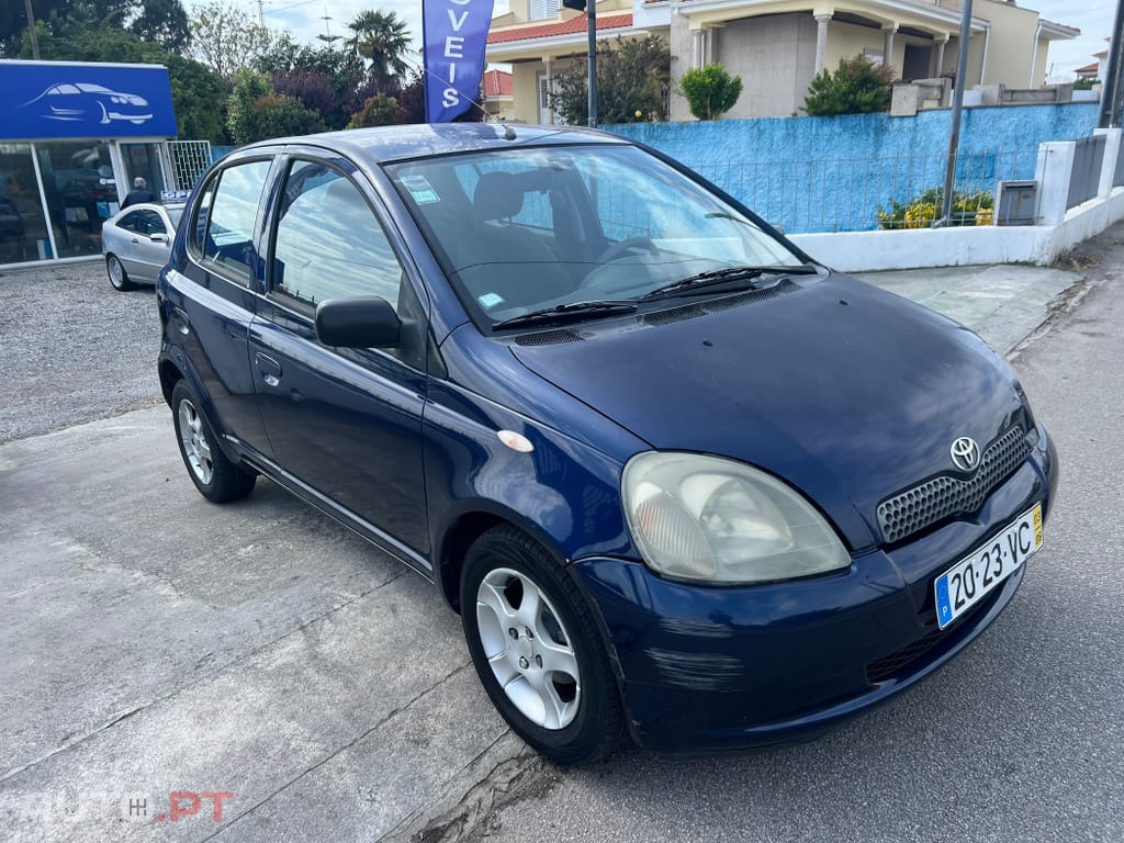 Toyota Yaris 1.0 Luna ABS