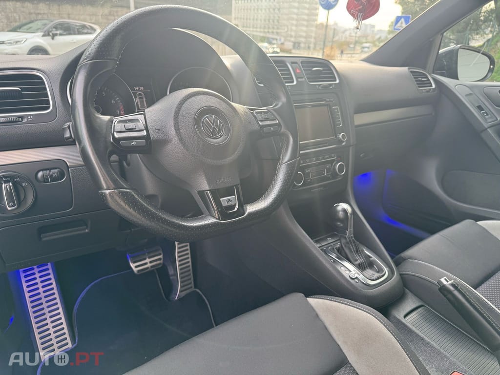 Volkswagen Golf 2.0 TSi R20 DSG