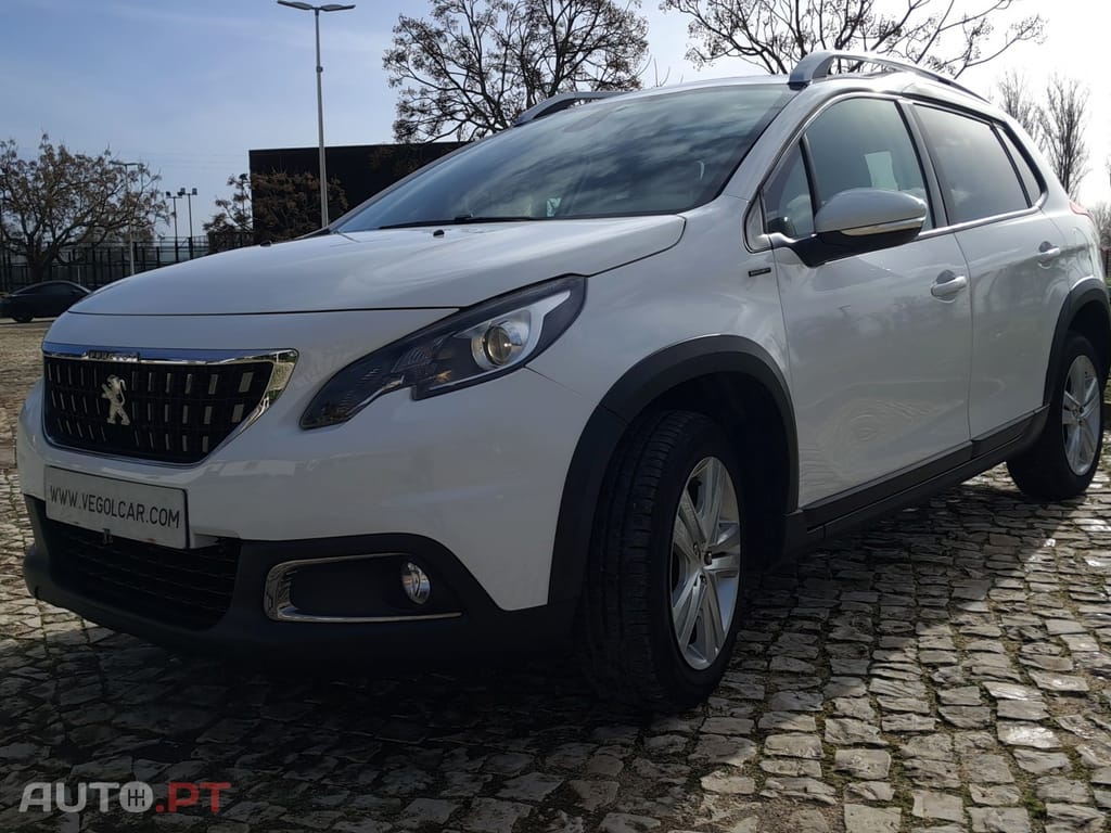 Peugeot 2008 1.5 BlueHDi Signature