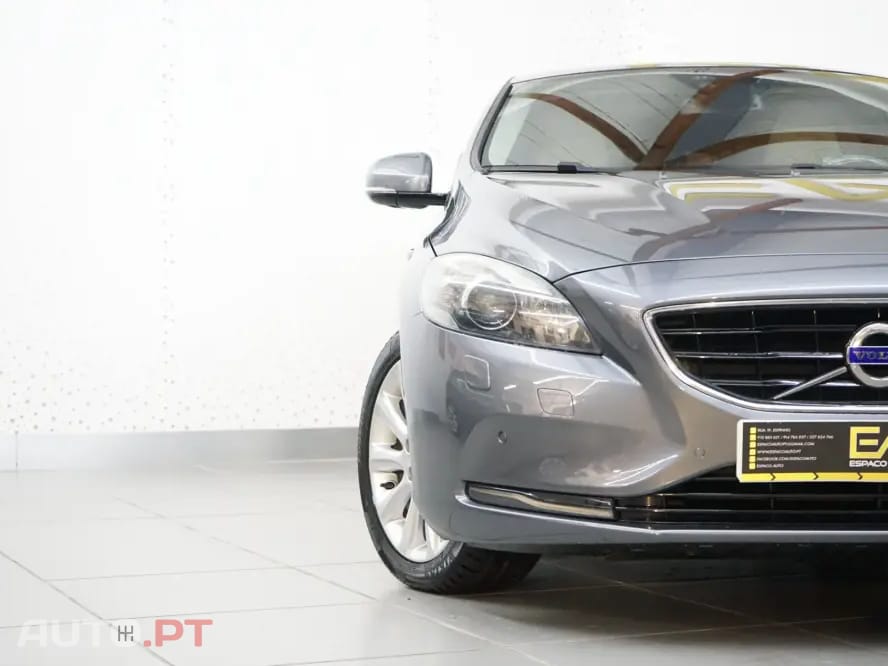 Volvo V40 1.6 D2 Summum