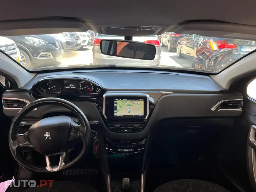 Peugeot 2008 1.6 BlueHDi Style