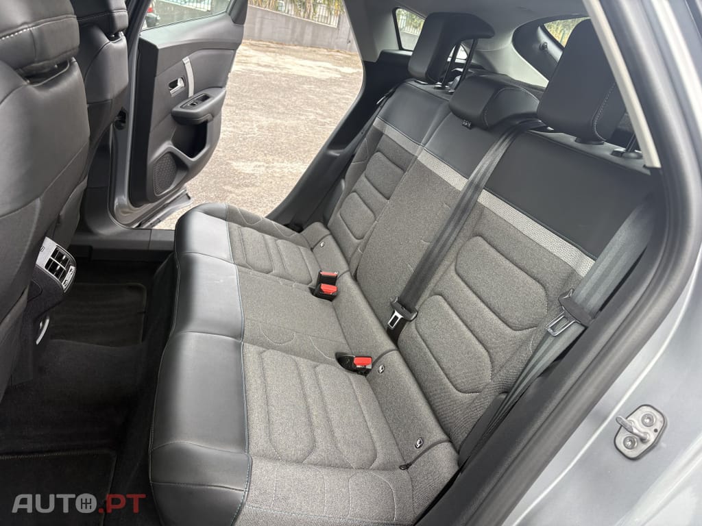 Citroen C4 1.2 PureTech Feel Pack EAT8