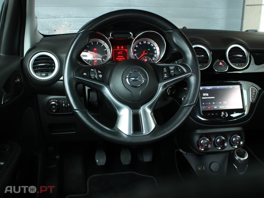 Opel Adam 1.0 T Rocks