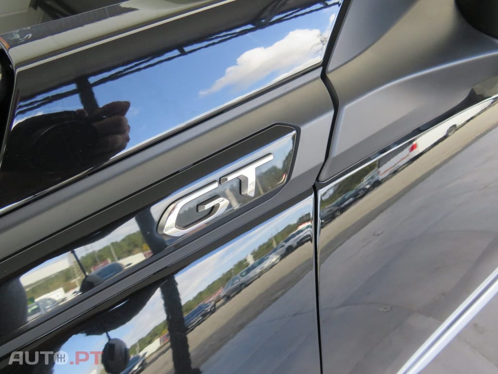 Peugeot 2008 1.5 BlueHDi GT EAT8