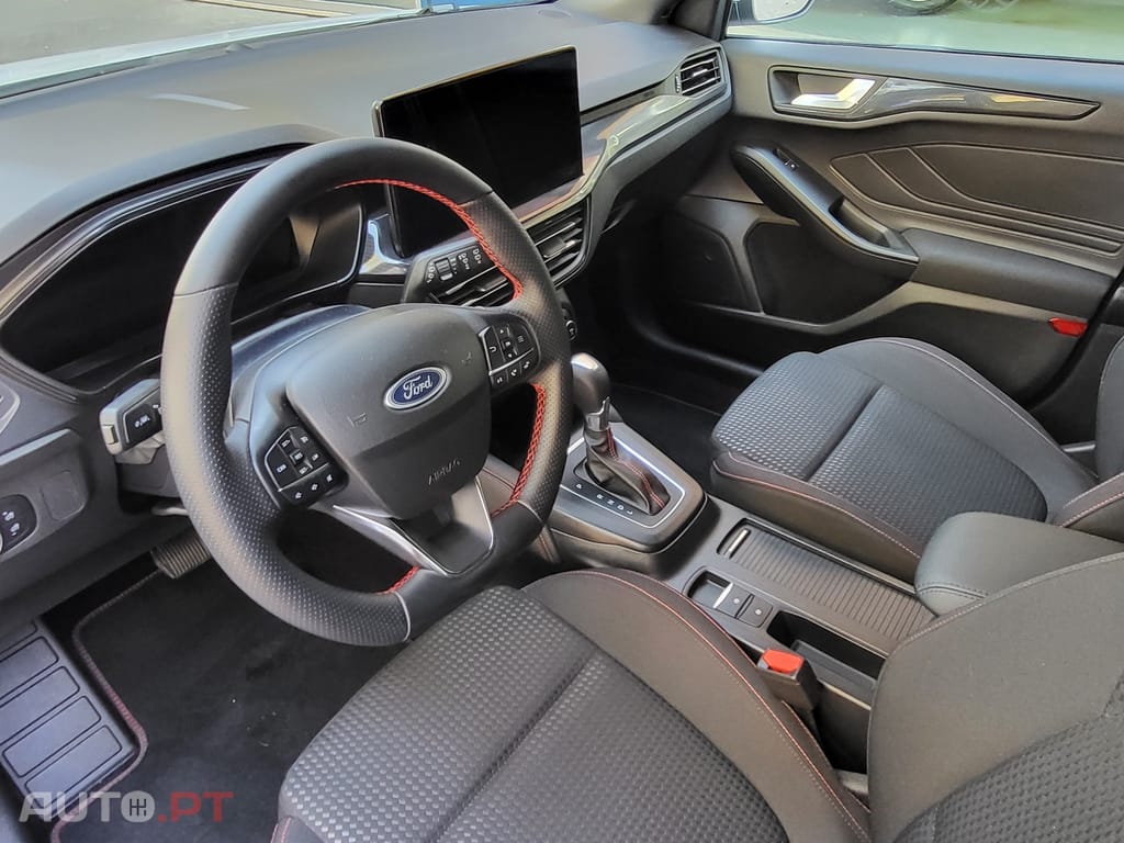 Ford Focus SW 1.0 EcoBoost MHEV ST-Line X Aut.