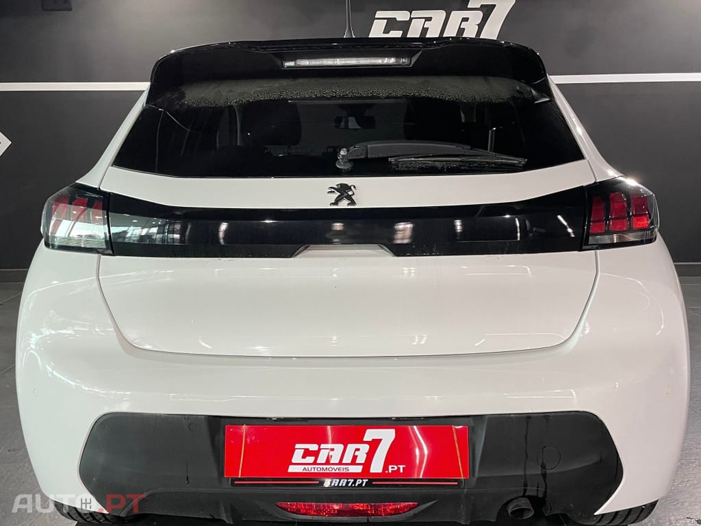 Peugeot 208 1.2 PureTech Allure Pack EAT8