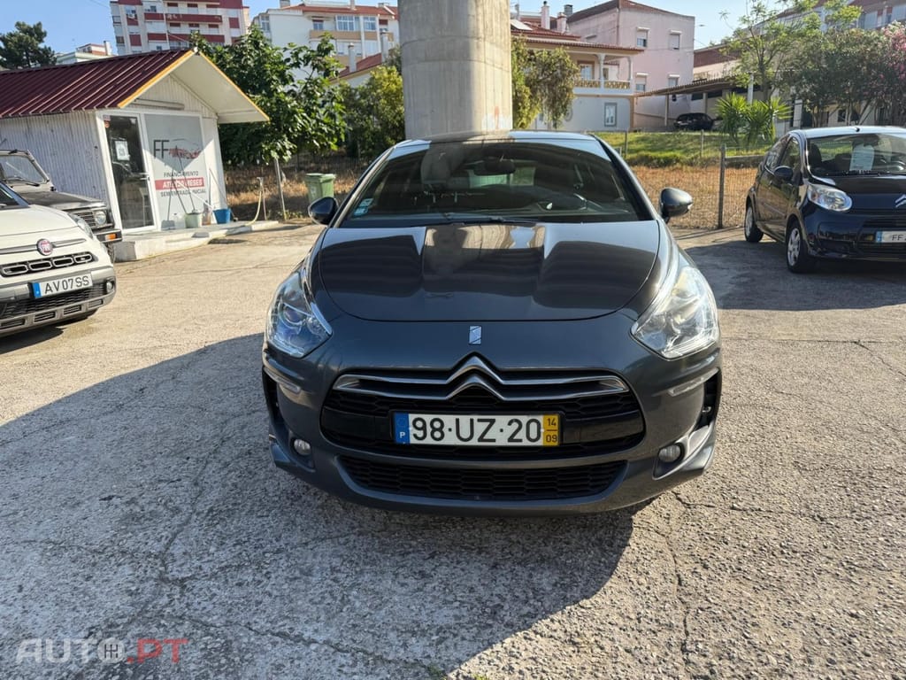 Citroen DS5 2.0 HDi Hybrid4 So Chic CMP6