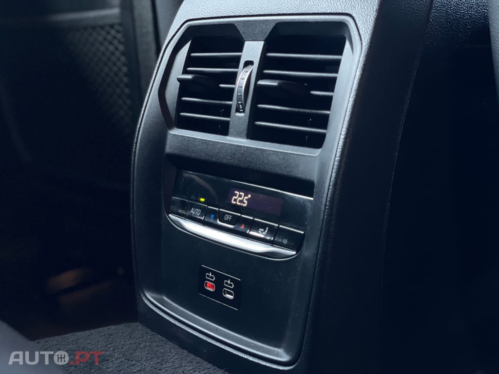 BMW 330 e Touring Pack M Auto
