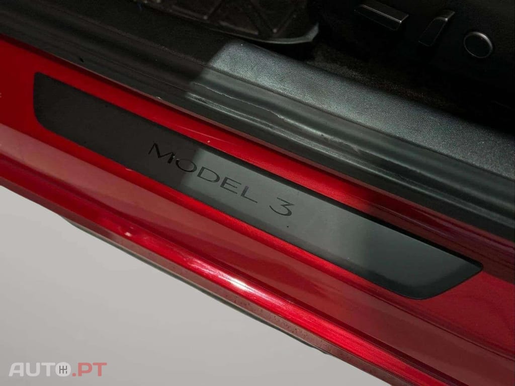 Tesla Model 3 I.V.A DEDUTÍVEL Performance Dual AWD Autopilot