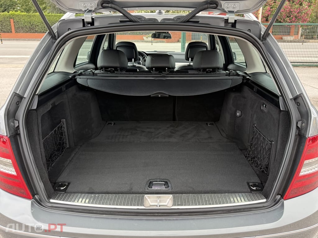 Mercedes-Benz C 200 CDI Avantgarde — fotografia 14