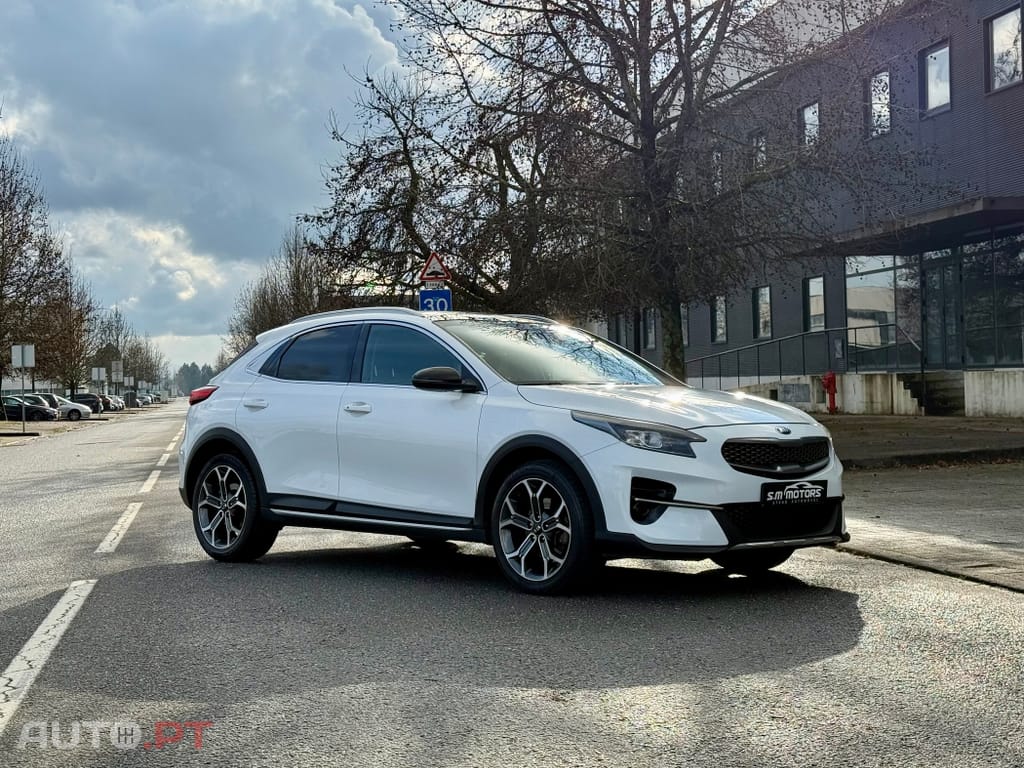 Kia Xceed 1.4 T-GDI Tech+SRF 7DCT