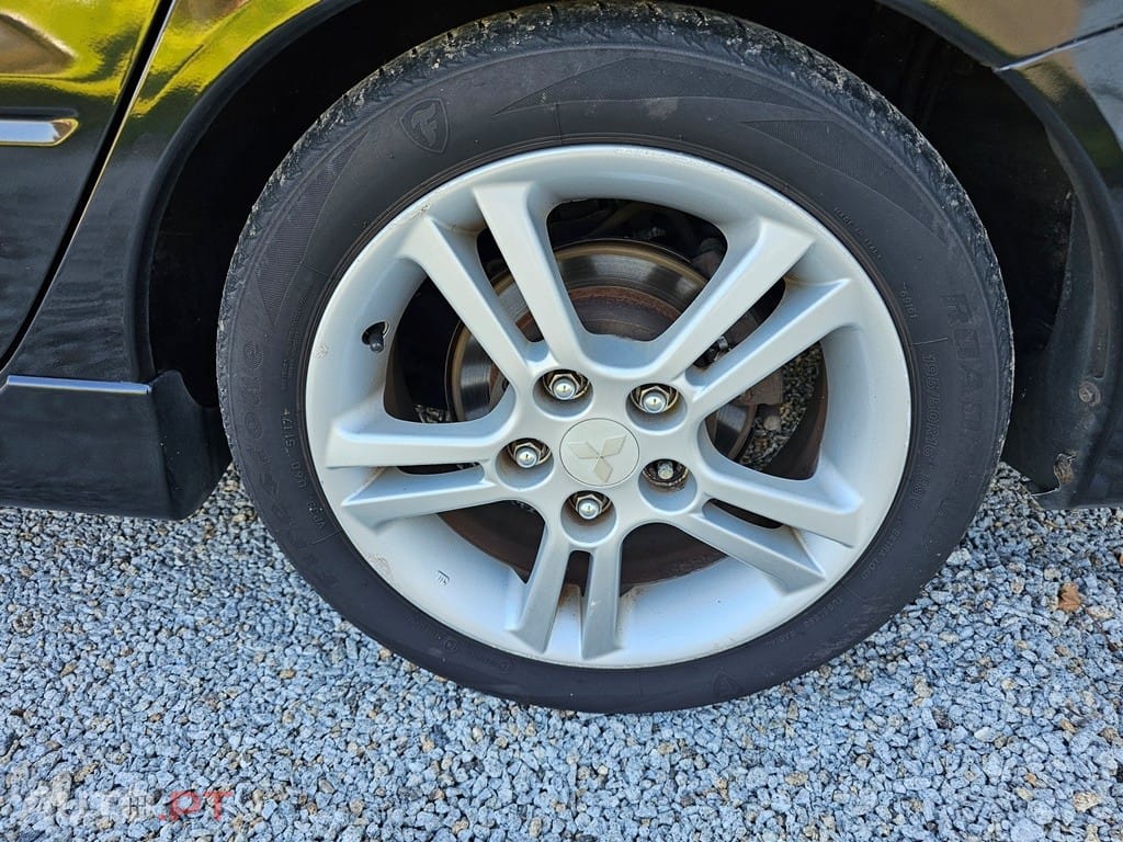 Mitsubishi Lancer SW 1.6 Intense GPL