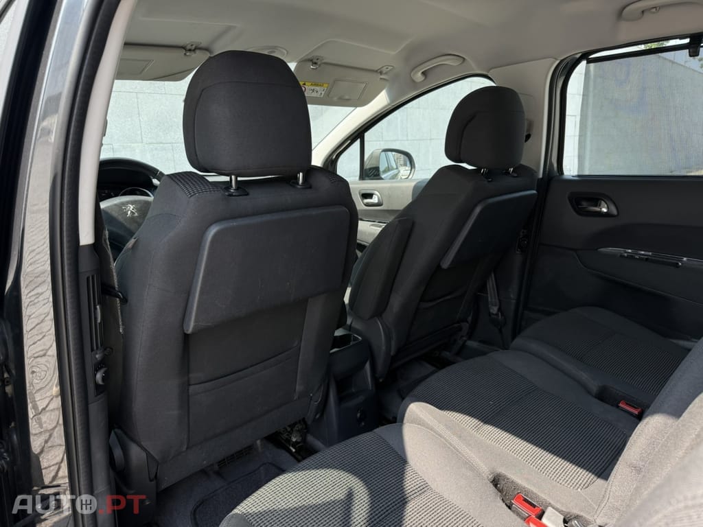 Peugeot 5008 1.2 PureTech Style