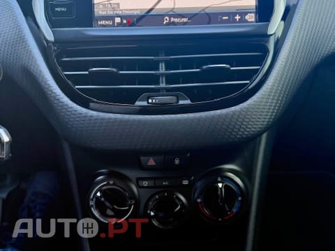 Peugeot 208 Allure