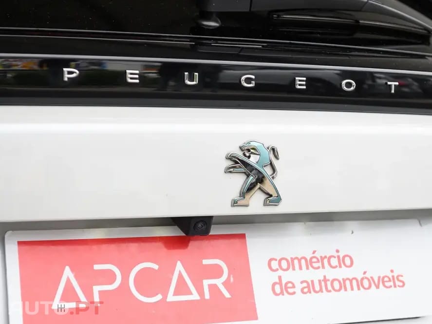 Peugeot E-2008 50 kWh Allure Pack