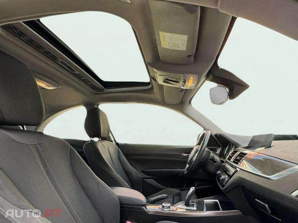 BMW 218 i Coupe Line Sport Auto