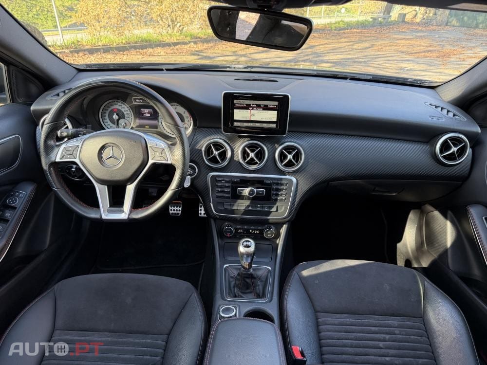 Mercedes-Benz A 160 d AMG Line