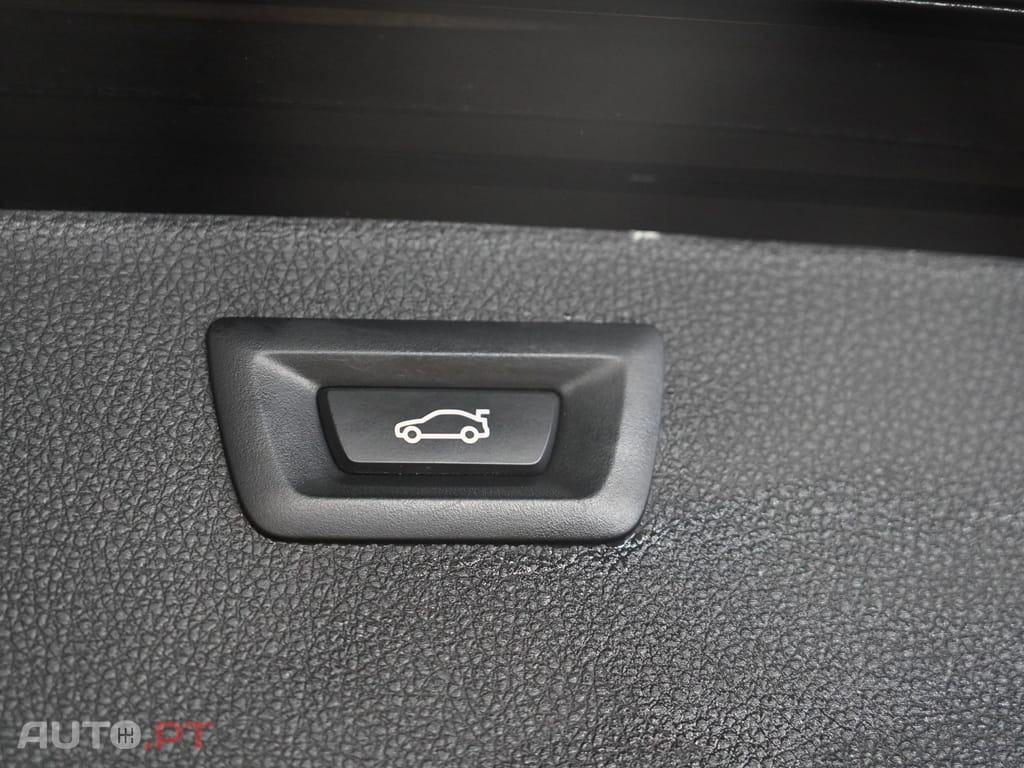 BMW 318 i Touring Pack M Auto